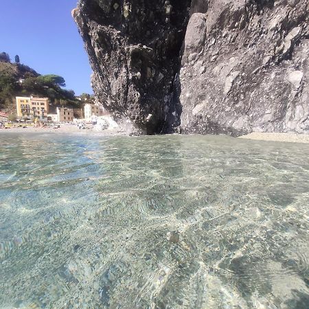 Via Verdi 5, Gli Affreschi Μοντερόσο αλ Μάρε Εξωτερικό φωτογραφία